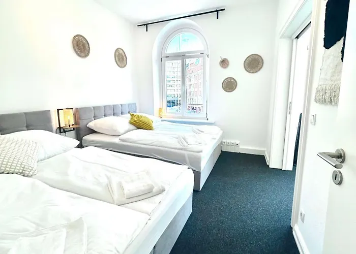 For Up To 10 Guests Hamburg-Harburg