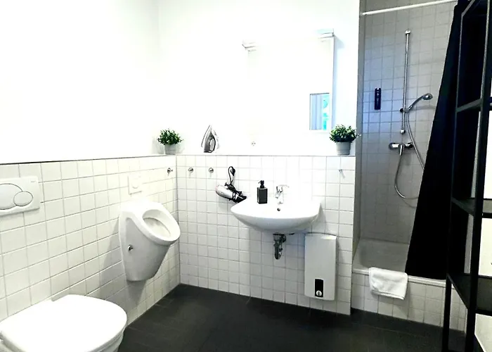 For Up To 10 Guests Appartement Hamburg-Harburg